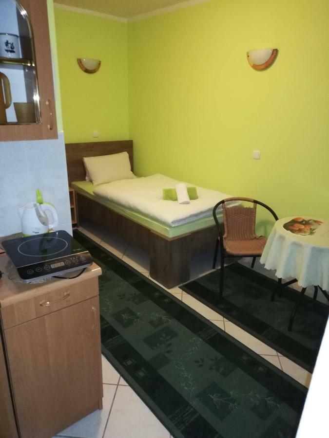 Apartman Pri Zamocku Bešeňová エクステリア 写真