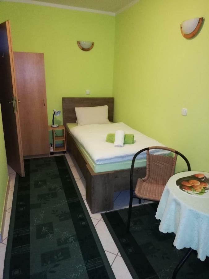 Apartman Pri Zamocku Bešeňová エクステリア 写真